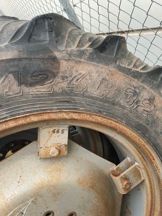 Llanta Tractor y Ruedas 12,4 R32