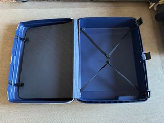 Maleta grande 75x25x60 de la marca Regent