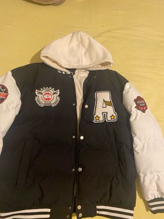 Giubbotto stile americano nero e bianco