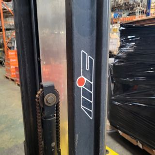 Apilador eléctrico MIC WP10 E 10 - traspaleta elec