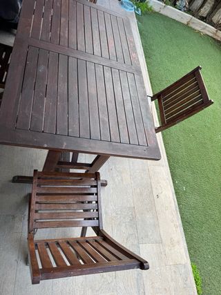 Mesa extensible jardín + 4 sillas madera