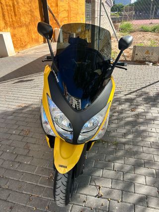 Yamaha TMAX 500