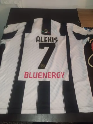 Camiseta Udinese Talle L Alexis Sánchez