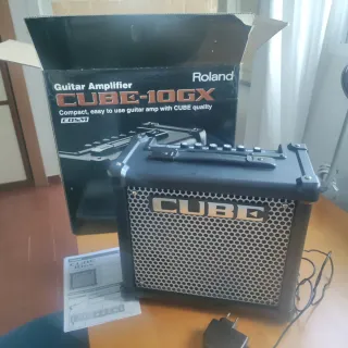 Amplificador Guitarra Roland CUBE-10GX