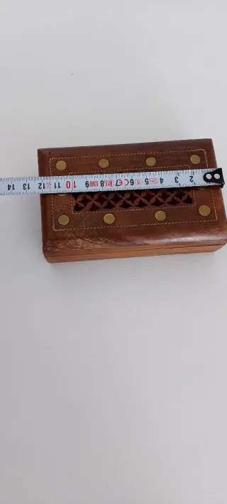 Caja de madera decorada