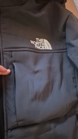 Chaqueta The North Face Gris