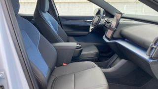 Volvo EX30 2024 PLUS EXTENDED RANGE