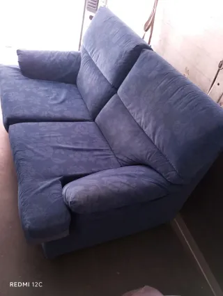 Sofá azul 2 plazas