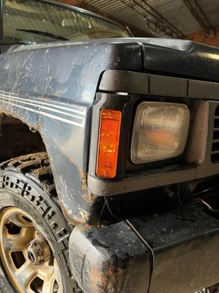 Intermitentes Delanteros Nissan Patrol 260