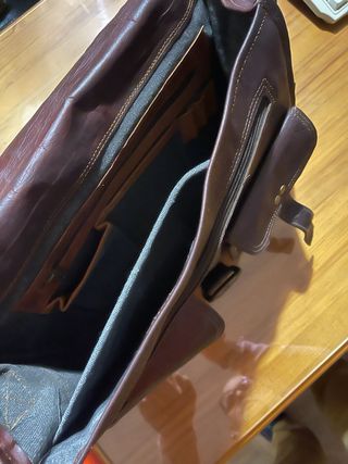 Bolso Maletín Ejecutivo de Piel tipo Vintage.