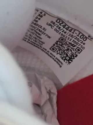 Nike Air Max Dawn Rojo Blanco