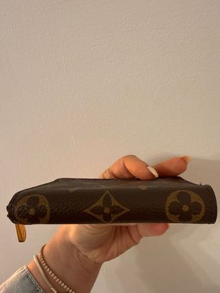 Cartera Louis Vuitton Marrón con Cremallera