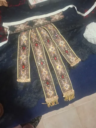 Floc de Fallera Hecho a Mano Dorado.Negro o Rosa