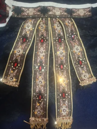 Floc de Fallera Hecho a Mano Dorado.Negro o Rosa