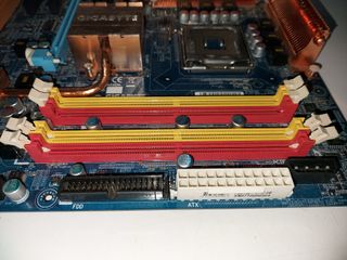 Placa Base Gigabyte GA-965P-DS4