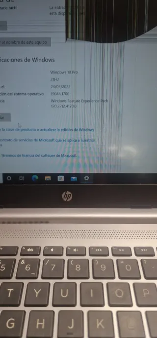 Portátil HP 340s gris pantalla rota