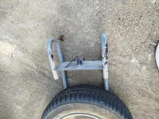 Soporte rueda repuesto caravana AL-KO