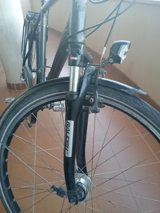 Bicicleta Raleigh Trekking. Rush hour 2.0 HS