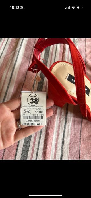 Tacones Pull&Bear Rojos Nuevos