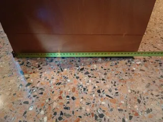 ¡!URGE!! Estantería de madera