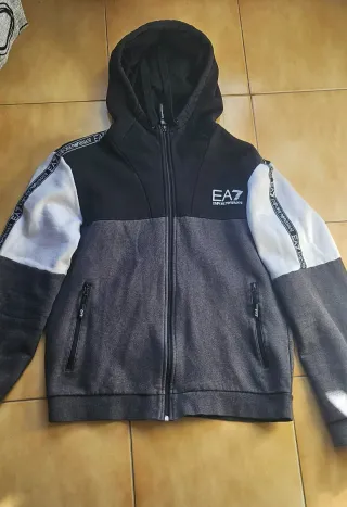 Sudadera EA7 Negra y Gris