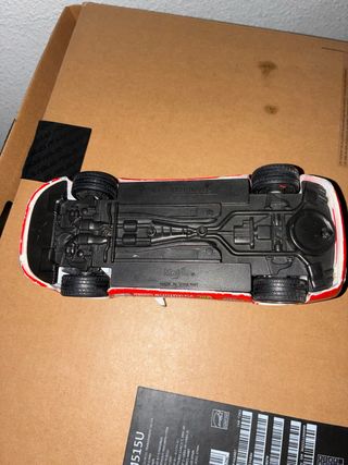 Maserati Trofeo Burago 1:24 Vodafone para restaura