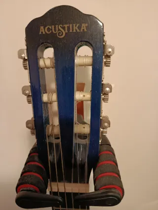 Chitarra Acustica Blu