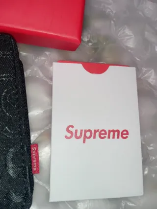 Cartera Supreme Negra