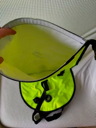 Boya de Seguridad amarillo flúor. Tipo salchicha.