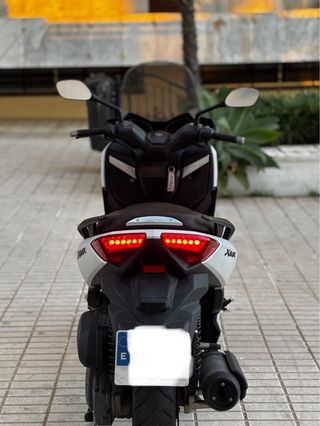 Yamaha XMAX 250