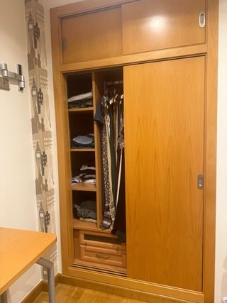 Armadi a muro in legno