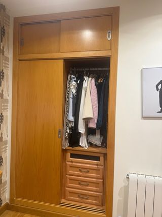 Armadi a muro in legno