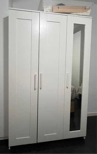 Armario IKEA Brimnes 3 puertas espejo