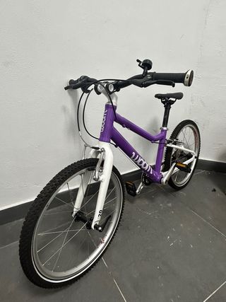 Bicicleta Morada WOOM 20 Talla 4