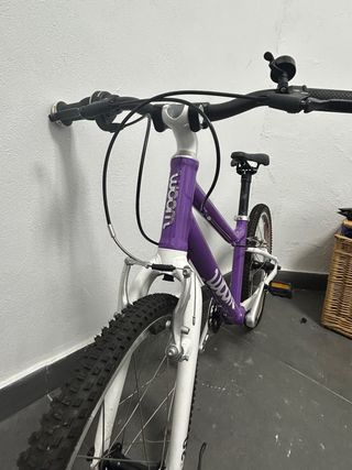 Bicicleta Morada WOOM 20 Talla 4