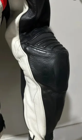 Chaqueta Dainese Talla 52 Negra/Roja/Blanca