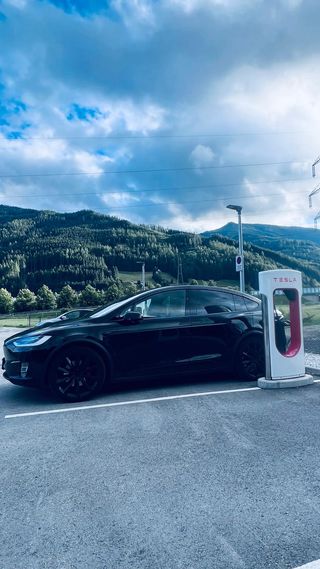 Tesla Model X Performance Ludicrous