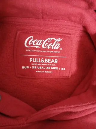 Sudadera Coca-Cola Pull & Bear Roja