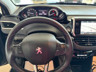 Peugeot 208 gasolina 110cv 2018