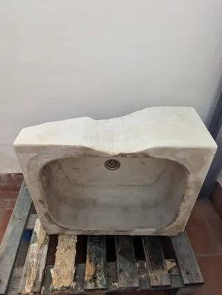 Fregadero de mármol antiguo