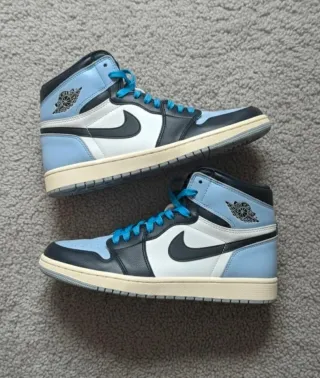 Zapatillas Jordan Retro 1 High OG Azul/Blanco