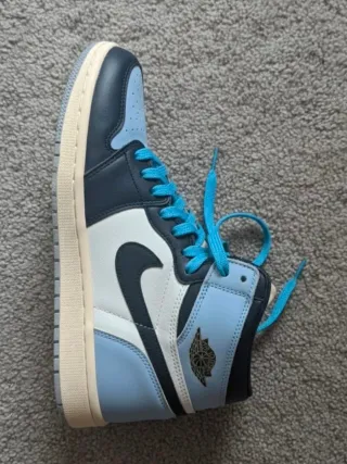 Zapatillas Jordan Retro 1 High OG Azul/Blanco