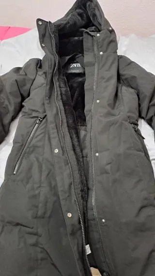 Chaqueta de invierno / Parka negra