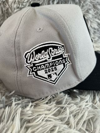 Gorra New Era LA World Series champions 2025