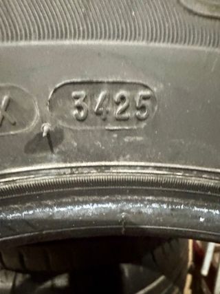 Neumáticos Michelin Energy Saver 205/60 R15. (4)