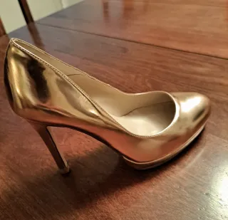 Zapatos de tacón LK Bennett (talla 37)