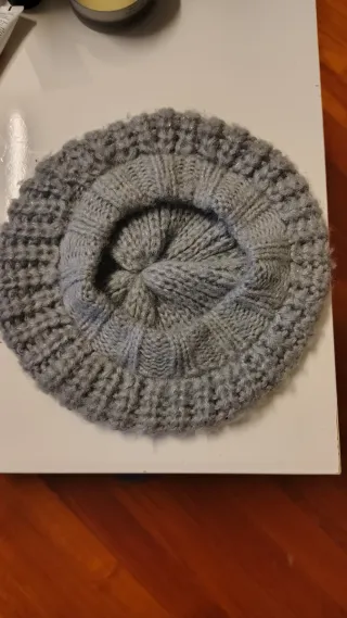 Cappello Oviesse grigio acrilico