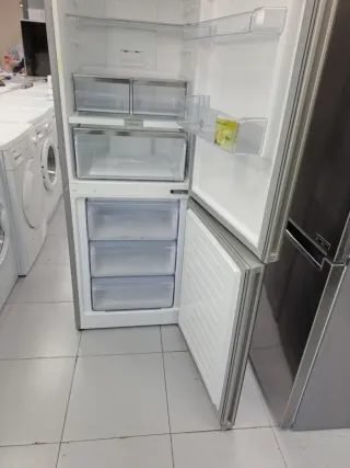 ◇Nevera balay 2.centímetros◇