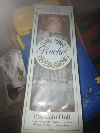 Muñeca de Porcelana Rachel