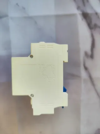 Interruptor Diferencial TOMZN